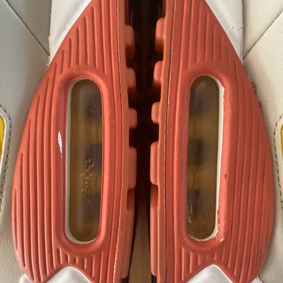 Nike Women's Air Max 90 | 'Spring Colors' | US 8.5 - Picture 10 of 12